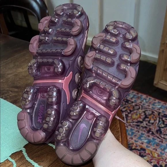 Nike Air VaporMax Plus in Smokey Mauve - Picture 7 of 8